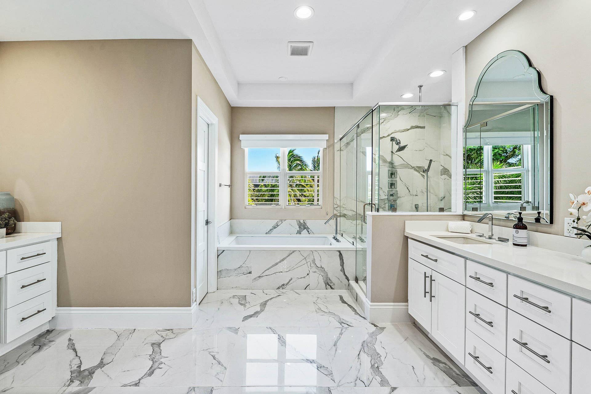 036-1400LakeDrive-DelrayBeach-FL-33444-S