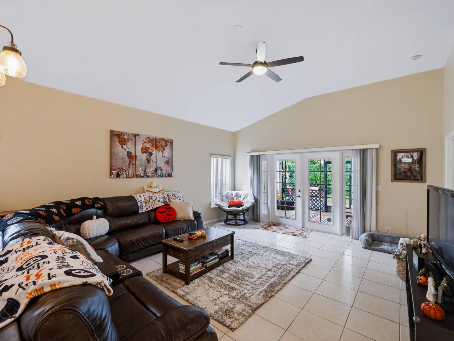 8071 Via Hacienda, Riviera Beach, FL 33418 10-print-010