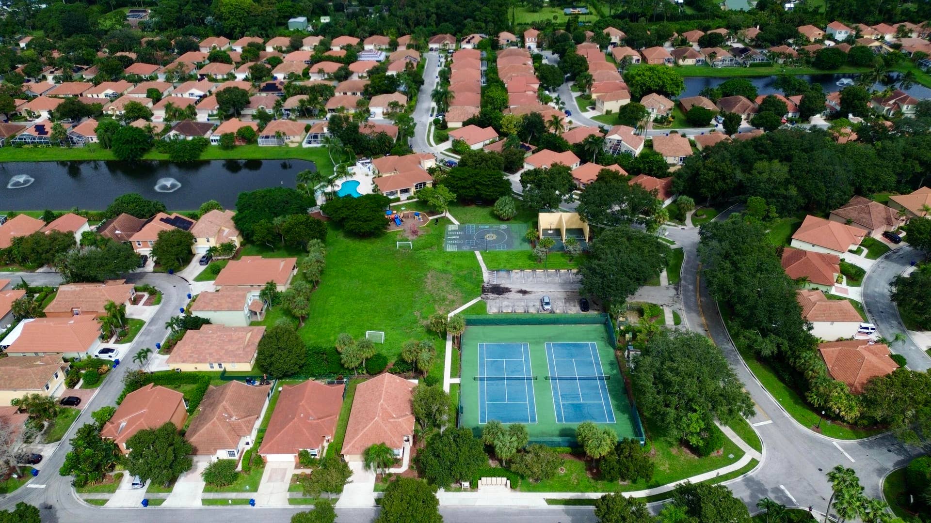 8071 Via Hacienda, Riviera Beach, FL 33418 21-print-DJI_0357
