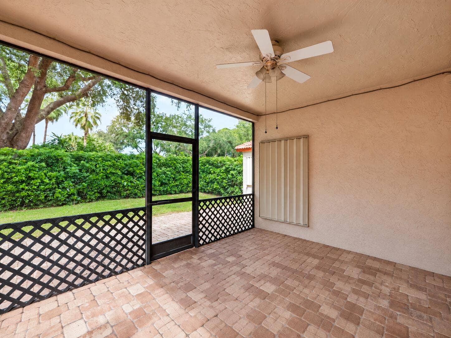8071 Via Hacienda, Riviera Beach, FL 33418 37-print-12 6
