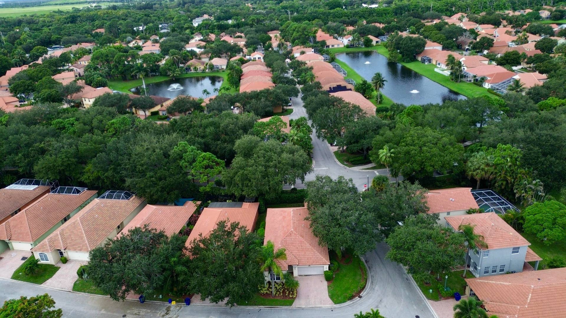 8071 Via Hacienda, Riviera Beach, FL 33418 25-print-DJI_0361