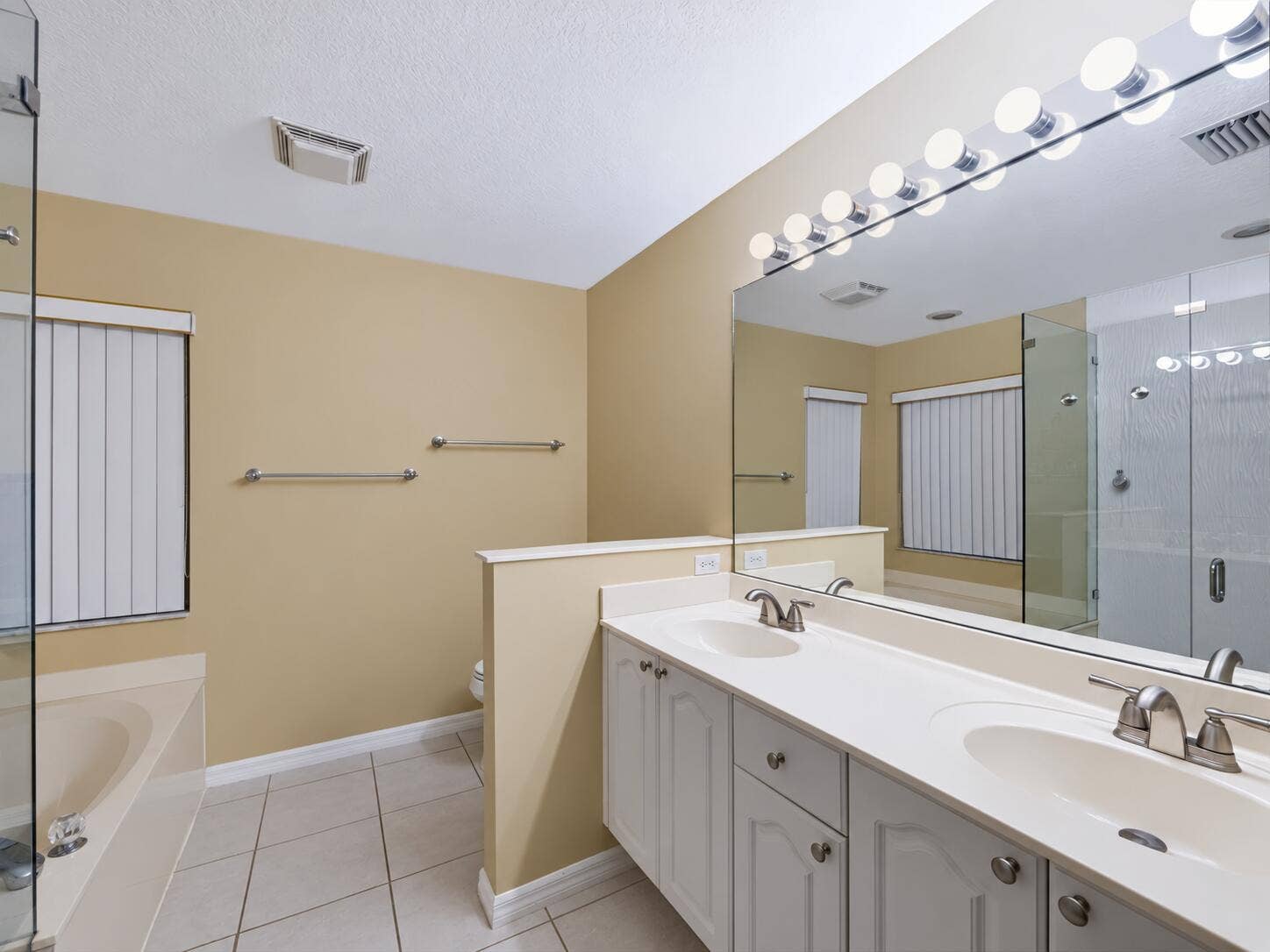 8071 Via Hacienda, Riviera Beach, FL 33418 40-print-15 3