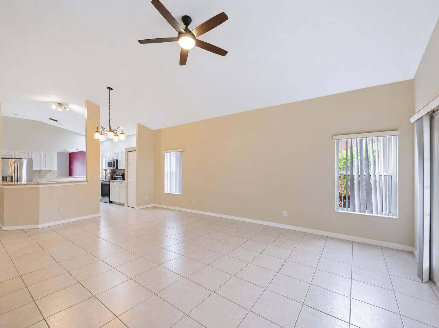 8071 Via Hacienda, Riviera Beach, FL 33418 30-print-5 6