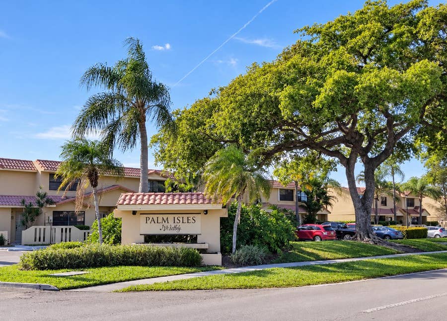 Property photo for 3915 NW 94TH Way, Sunrise, FL