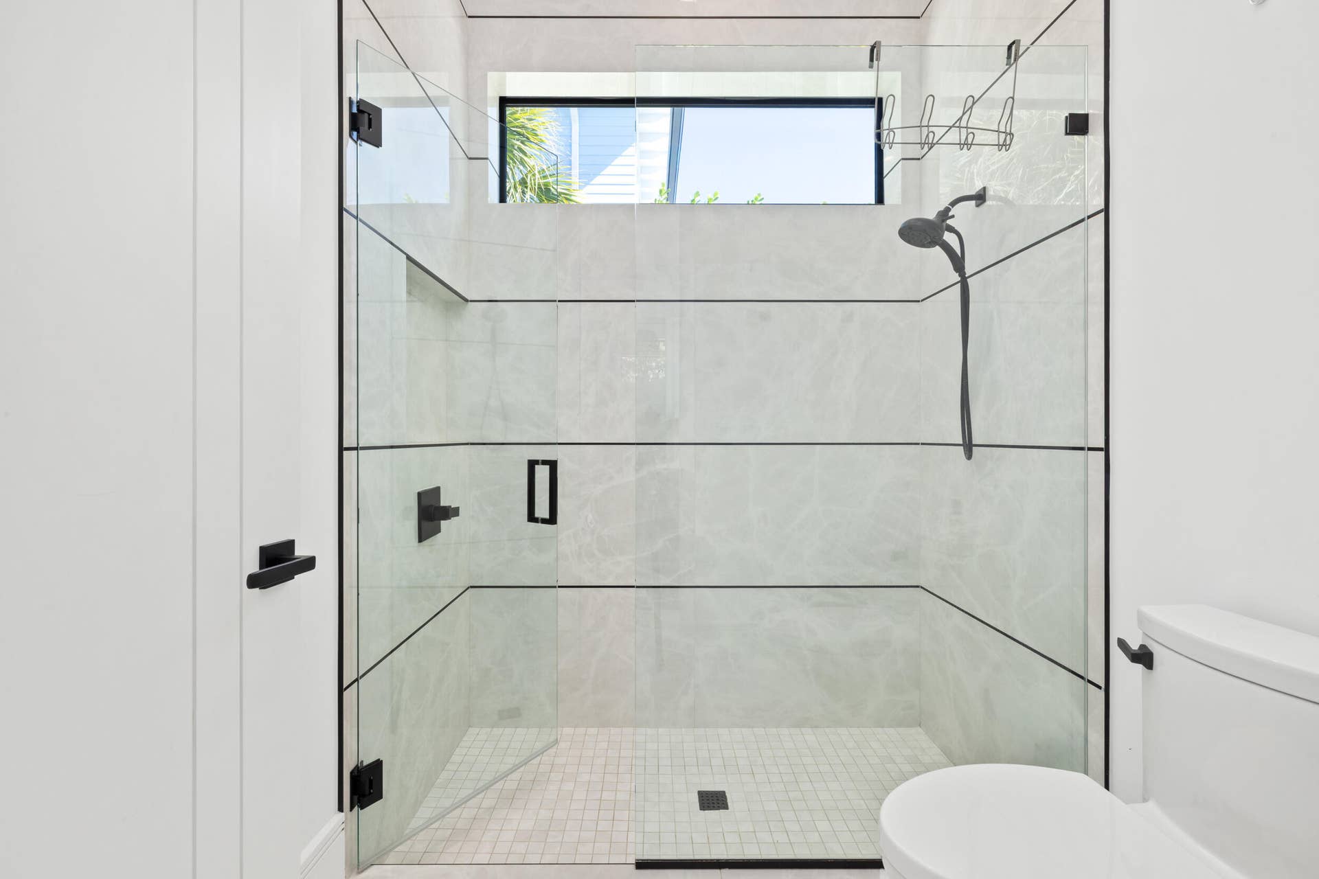 Jack and Jill bath