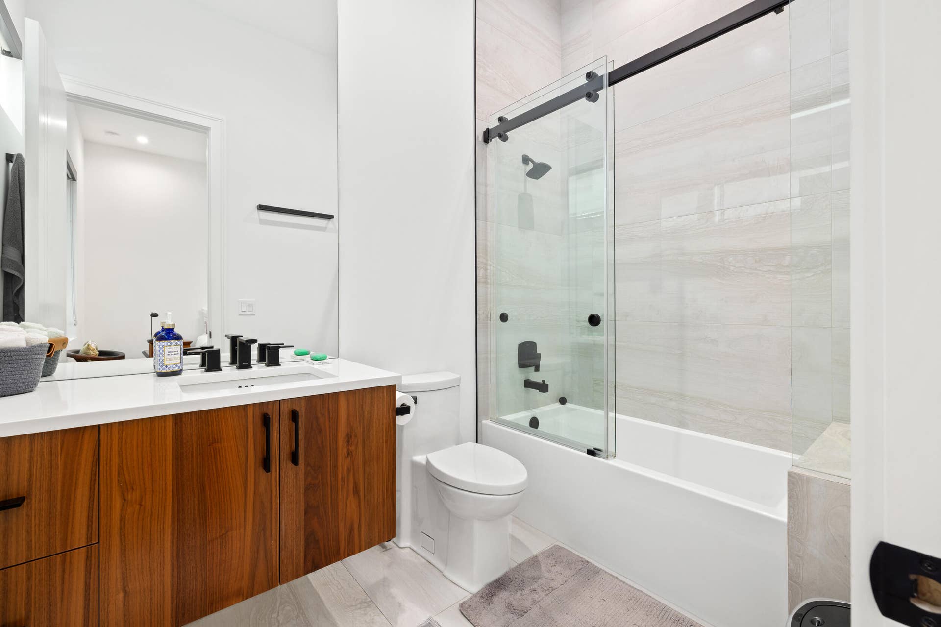 Ensuite bath
