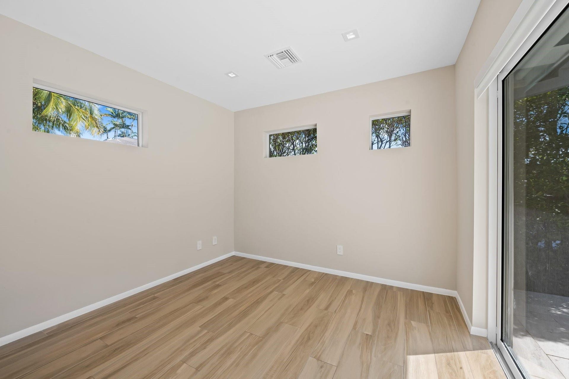 1420 PONCE DE LEON Drive, Fort Lauderdale, FL 33316 Photo 13