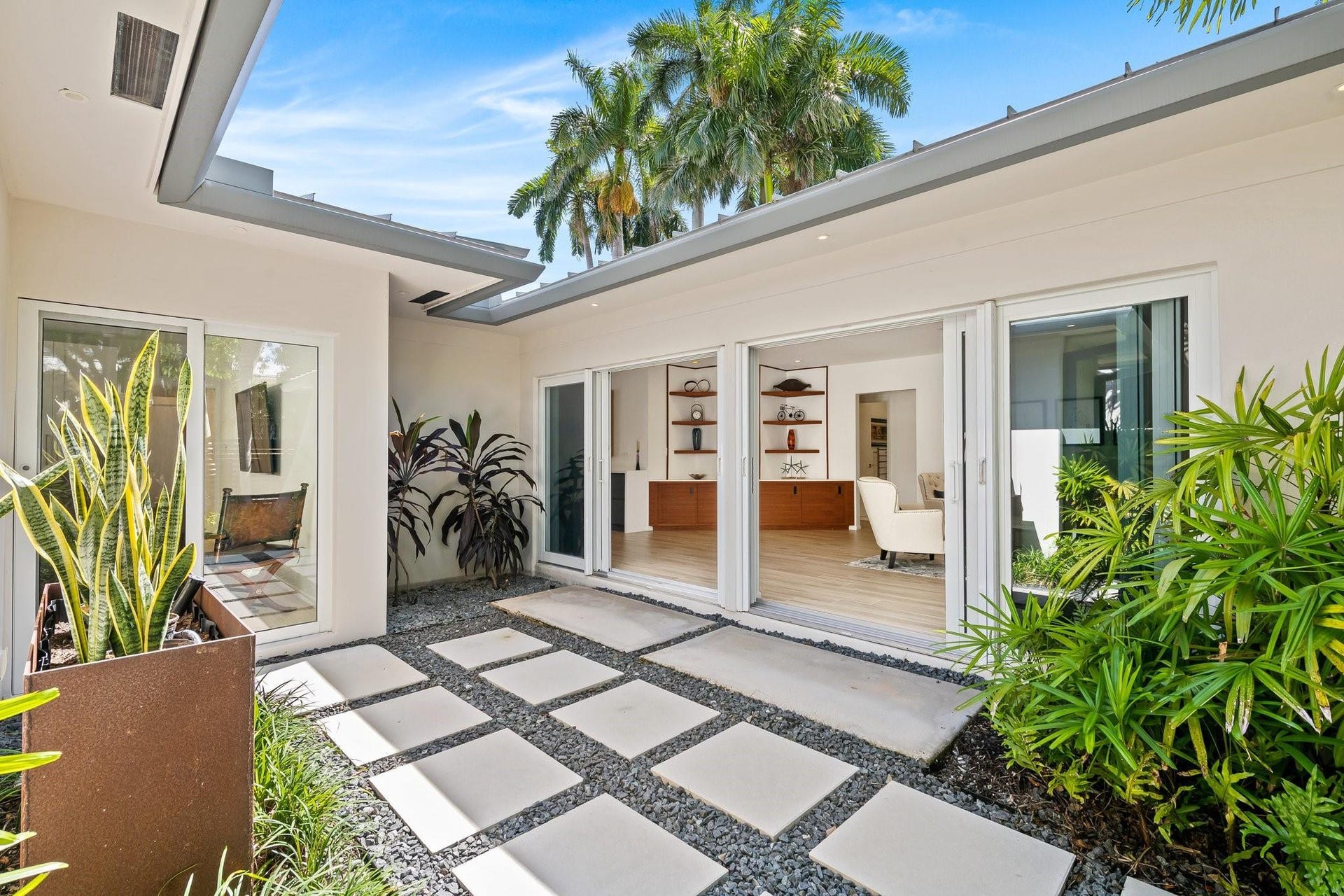 1420 PONCE DE LEON Drive, Fort Lauderdale, FL 33316 Photo 27