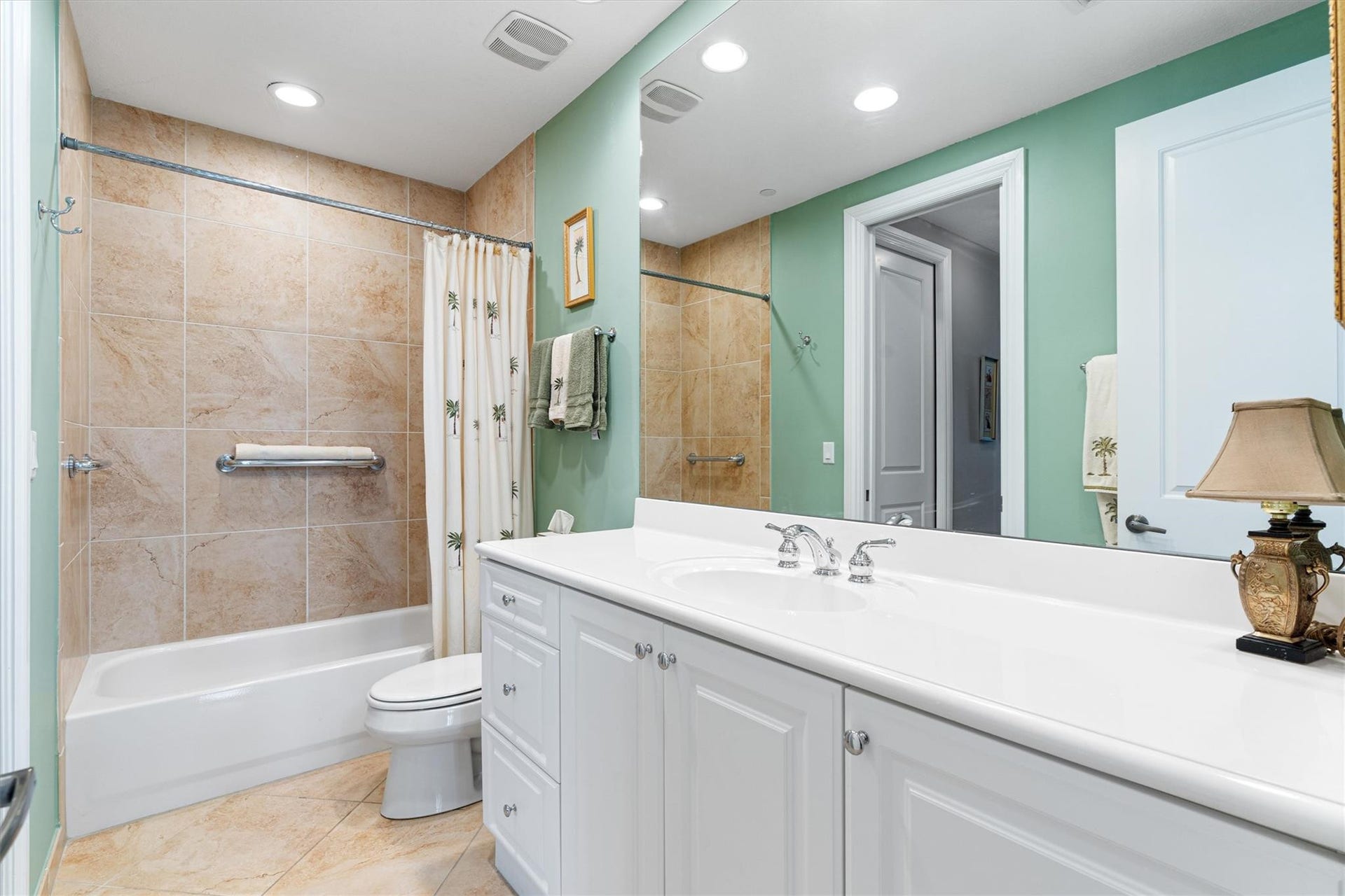 1615 NE 2ND Court, #1615, Fort Lauderdale, Fort Lauderdale, FL 33301 Photo 11