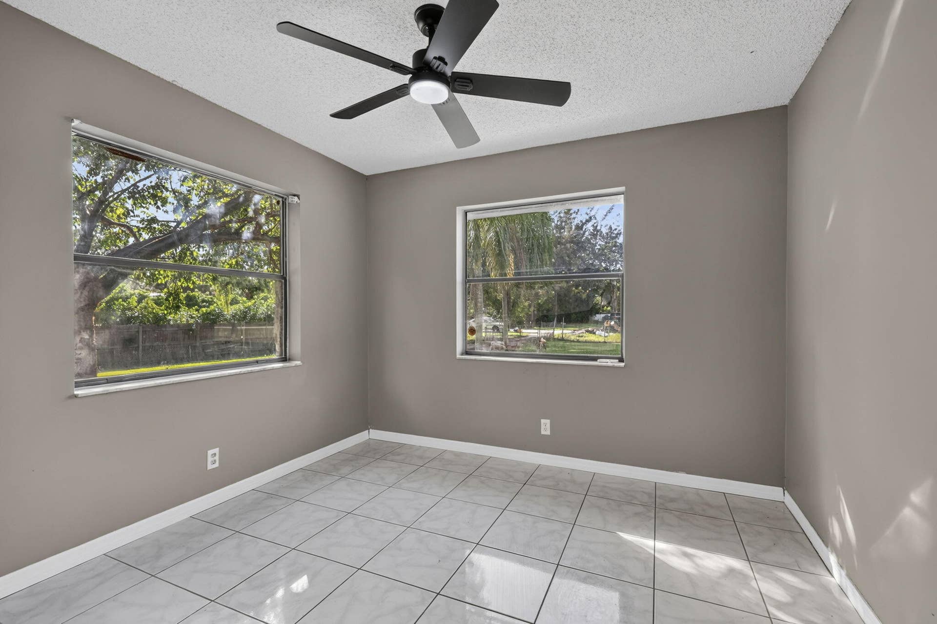 11821 66th Street N, West Palm Beach, FL 33412 27-web-or-mls-BS1A2061