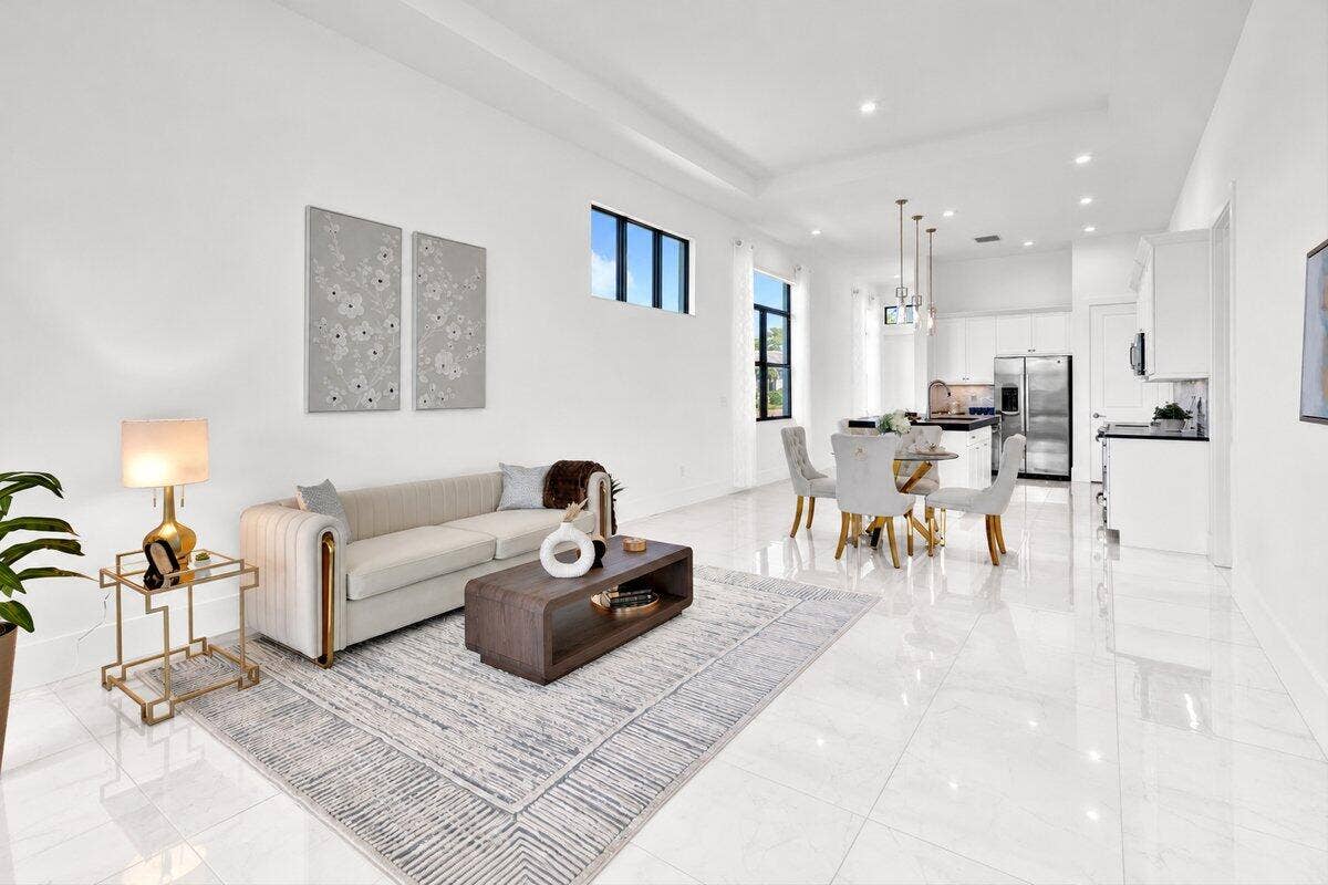 Living Rm