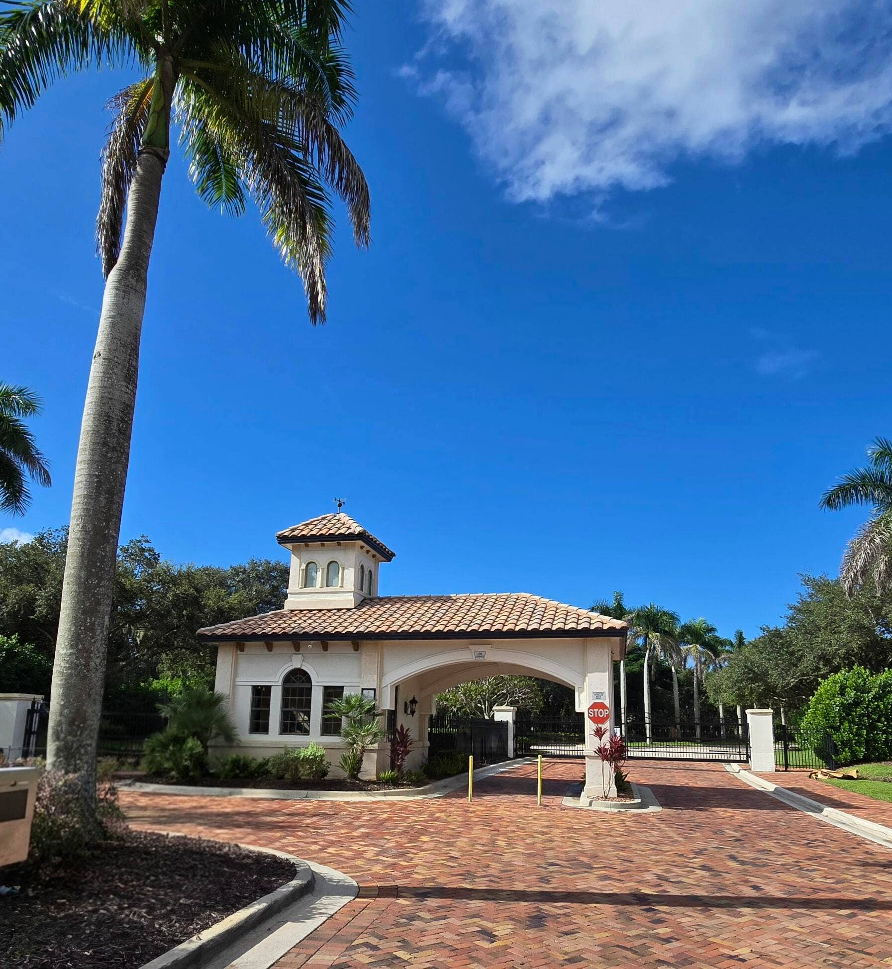 Gatehouse (unmanned)