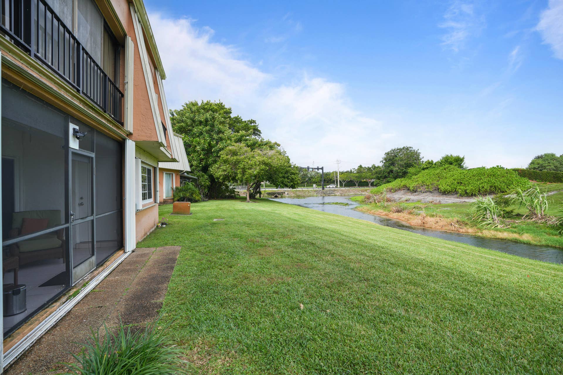 3600 Citrus Lane, #104, Davie, FL 33325 DSC07600