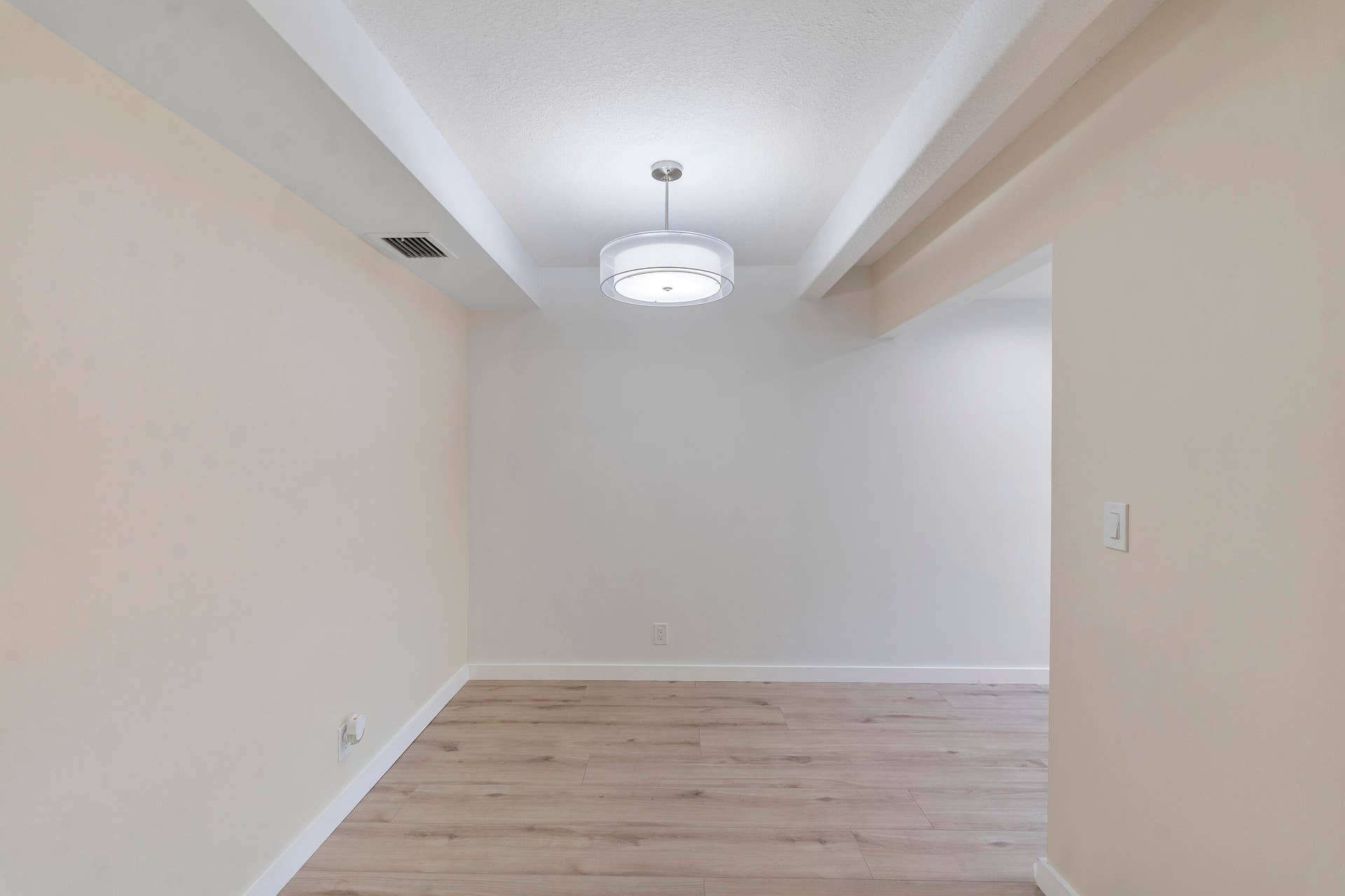 1325 S Flagler Ave U104_021