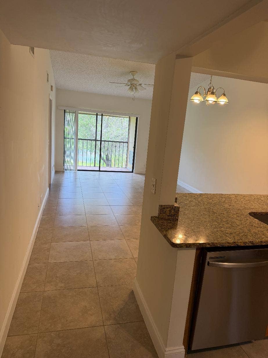 21943 REMSEN Terrace, #203, Boca Raton, FL 33433 Living room 1