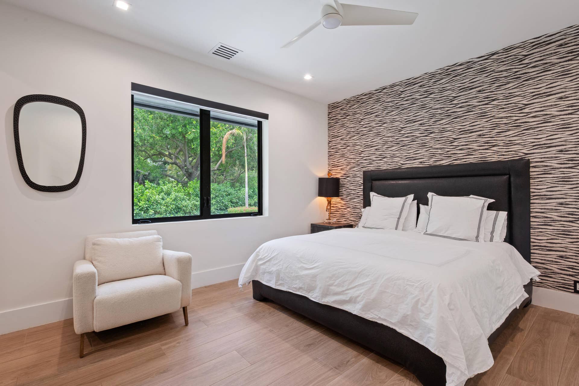 Ensuite Bedroom 6
