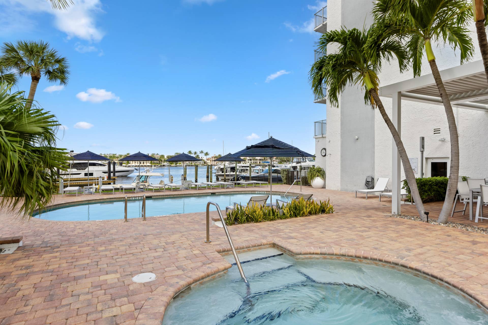 77 S BIRCH Road, #7C, Fort Lauderdale, FL 33316 070A3288