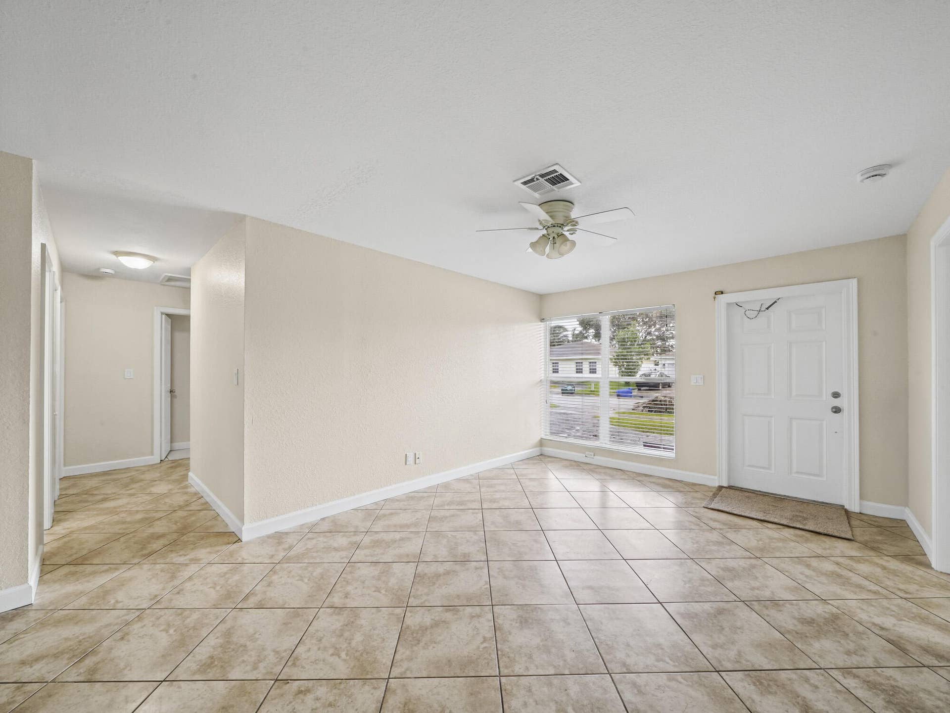 6581 NW 24TH Court, Margate, FL 33063 12 Living Area