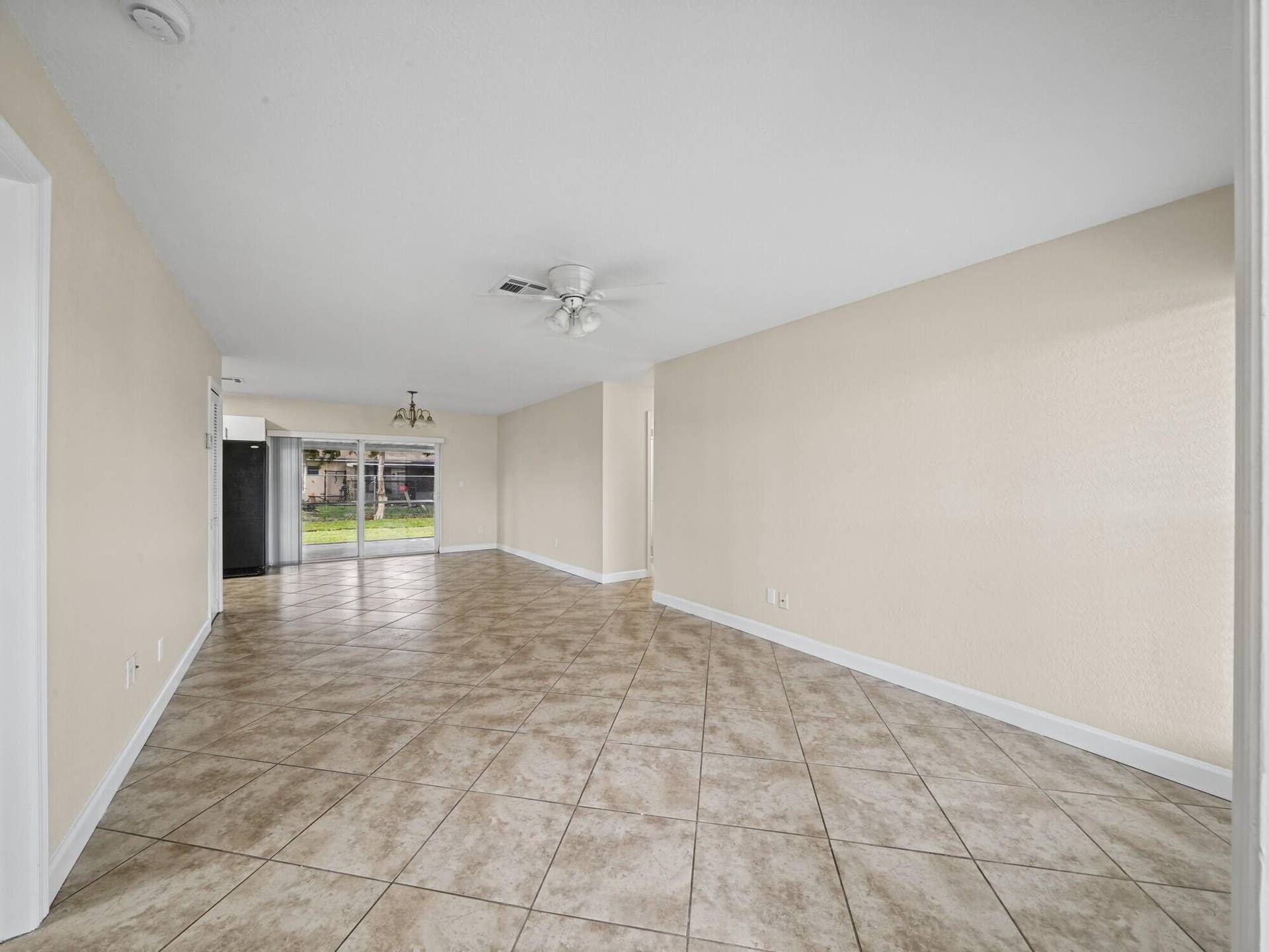 6581 NW 24TH Court, Margate, FL 33063 2 Entrance