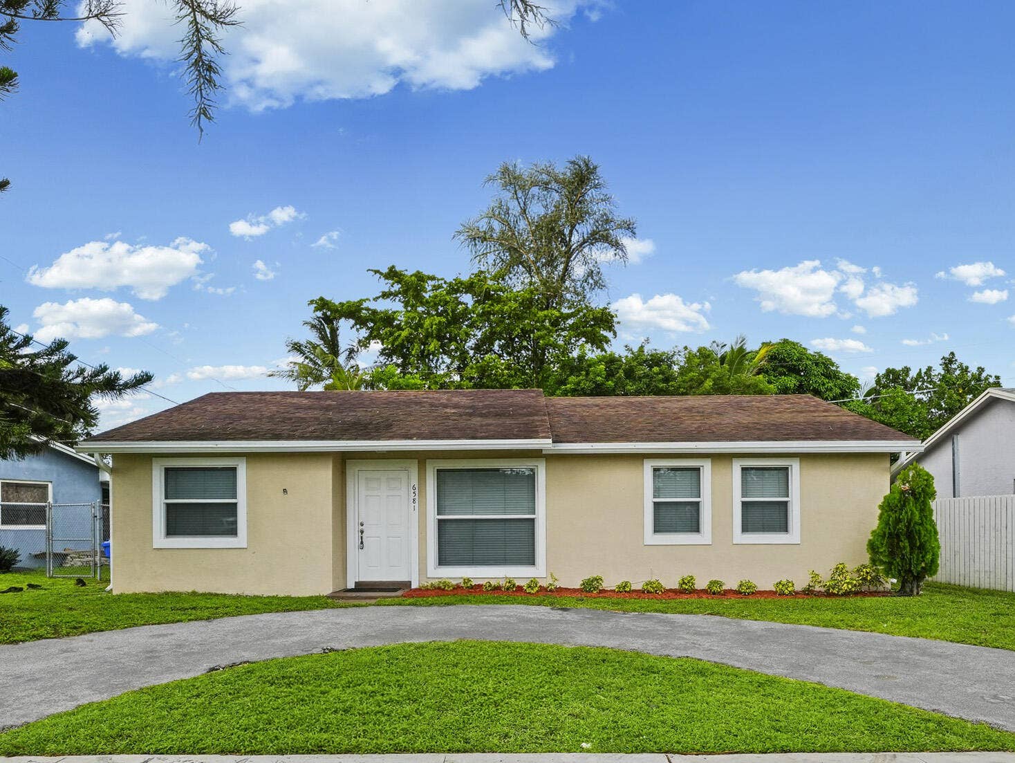 6581 NW 24TH Court, Margate, FL 33063 1 Exteriors (02)
