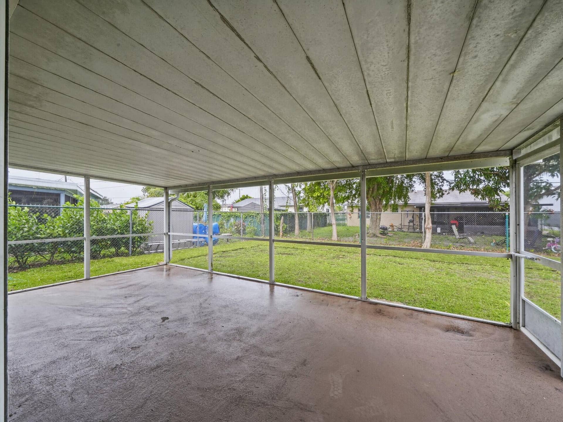 6581 NW 24TH Court, Margate, FL 33063 6 Patio (1)