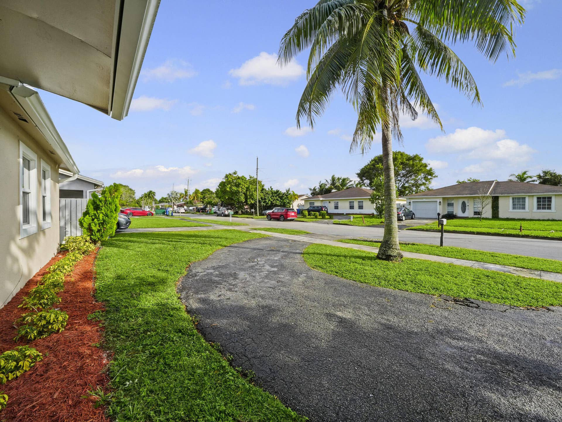 6581 NW 24TH Court, Margate, FL 33063 22 Exit (3)
