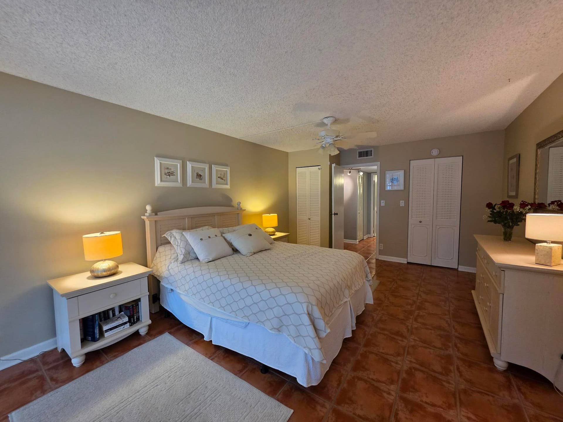 1000 PARKVIEW Drive, #206, Hallandale Beach, FL 33009 20261026_153934