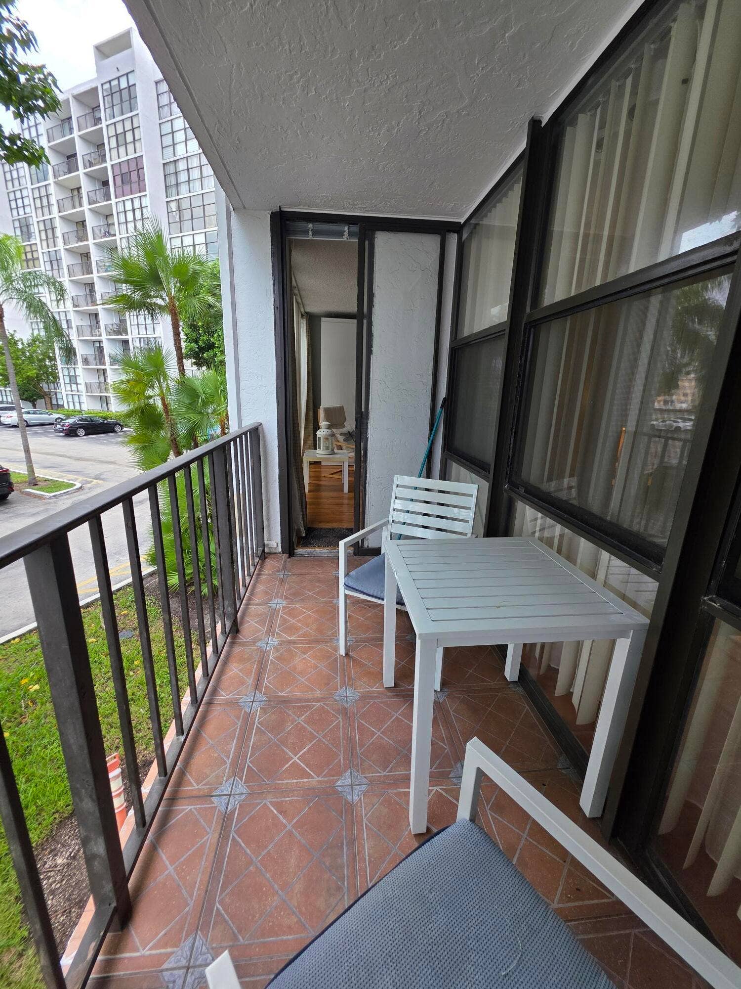 1000 PARKVIEW Drive, #206, Hallandale Beach, FL 33009 20261026_154041