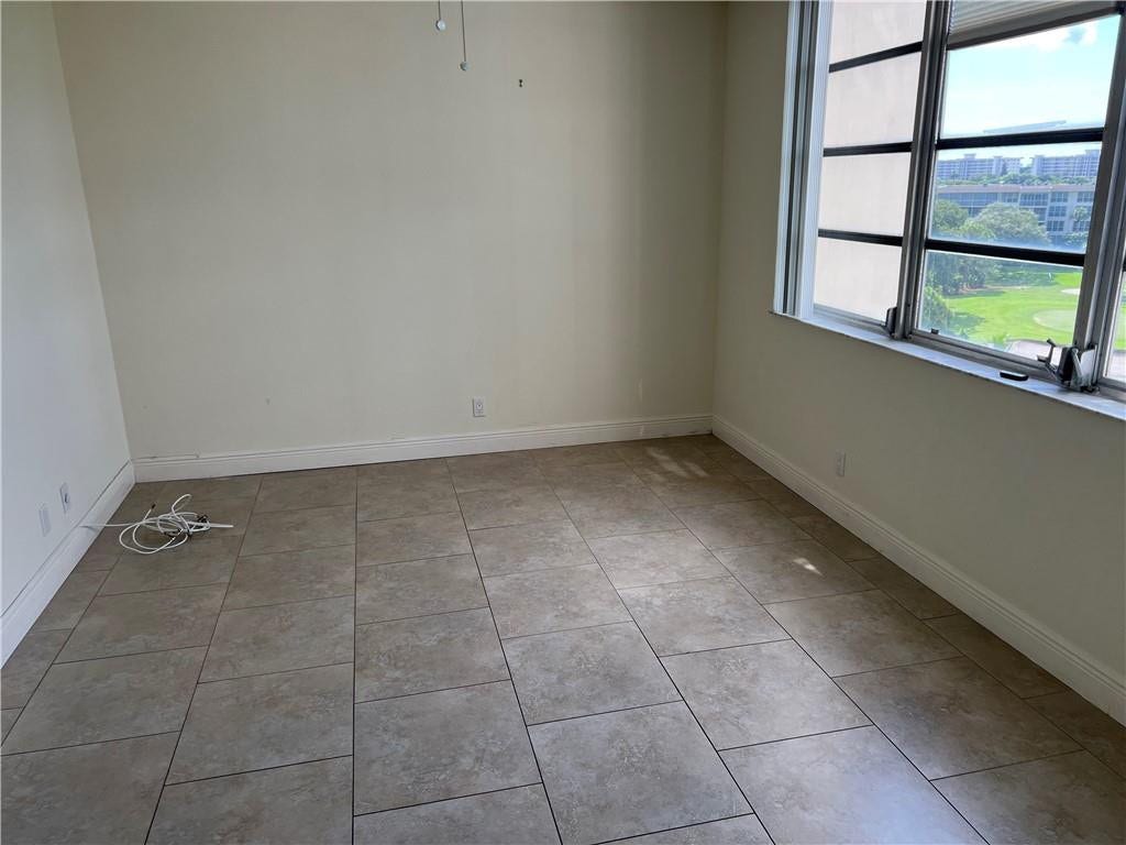 3510 OAKS Way, #705, Pompano Beach, Pompano Beach, FL 33069 Photo 11