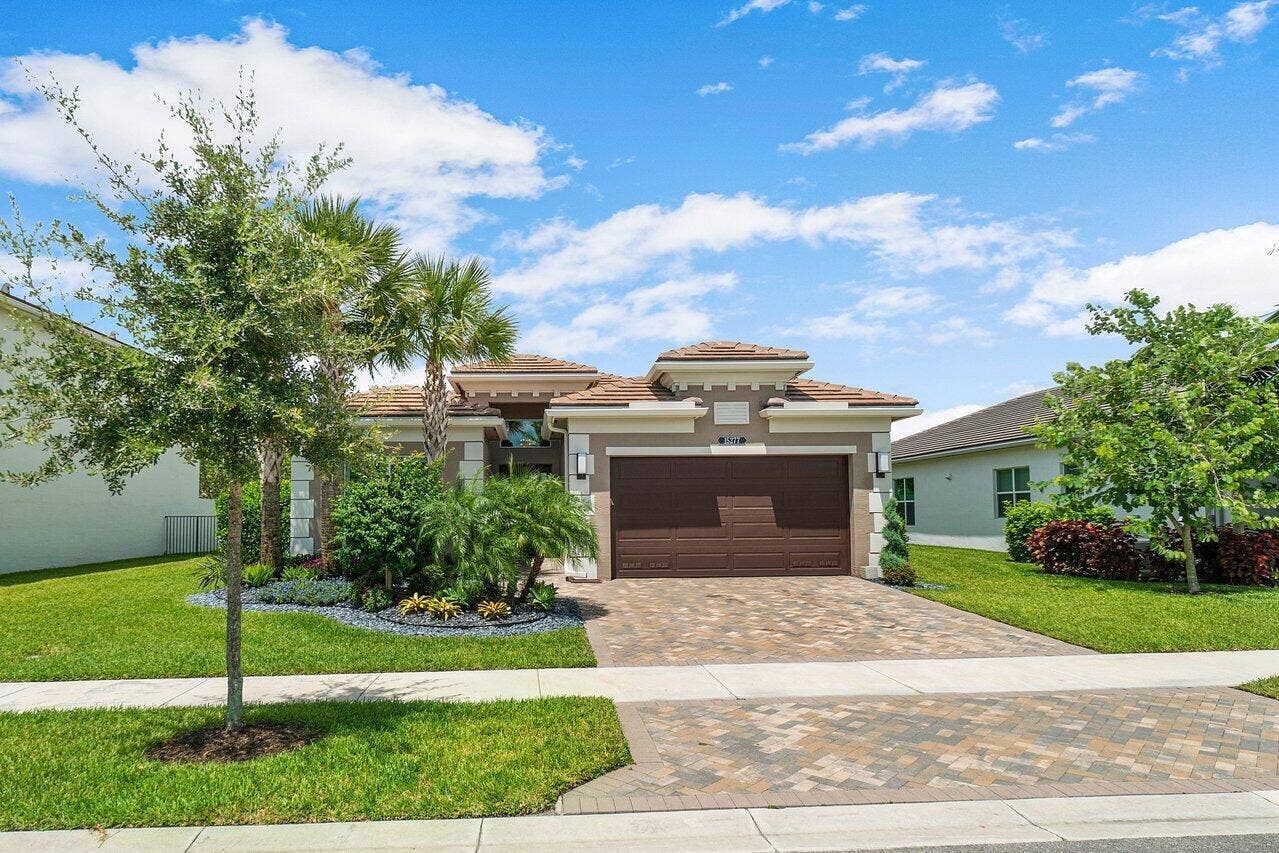 001-DelrayBeach-FL-33446-SMALL