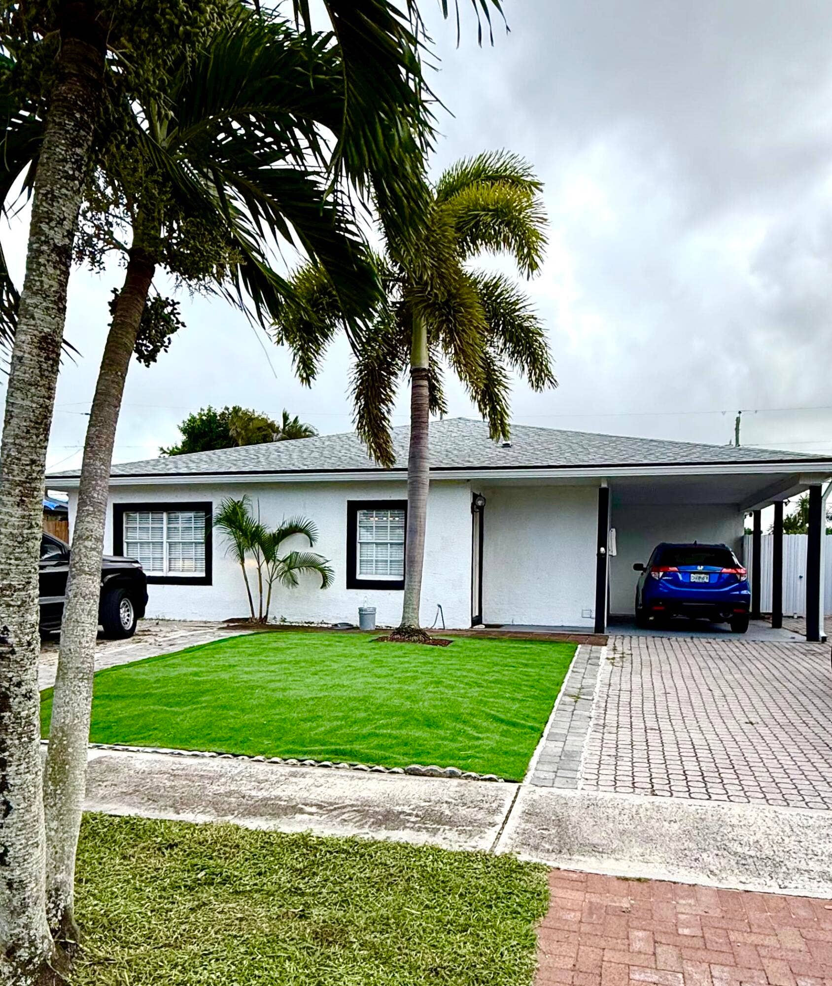 5686 Elder Drive, West Palm Beach, FL 33415 Frony