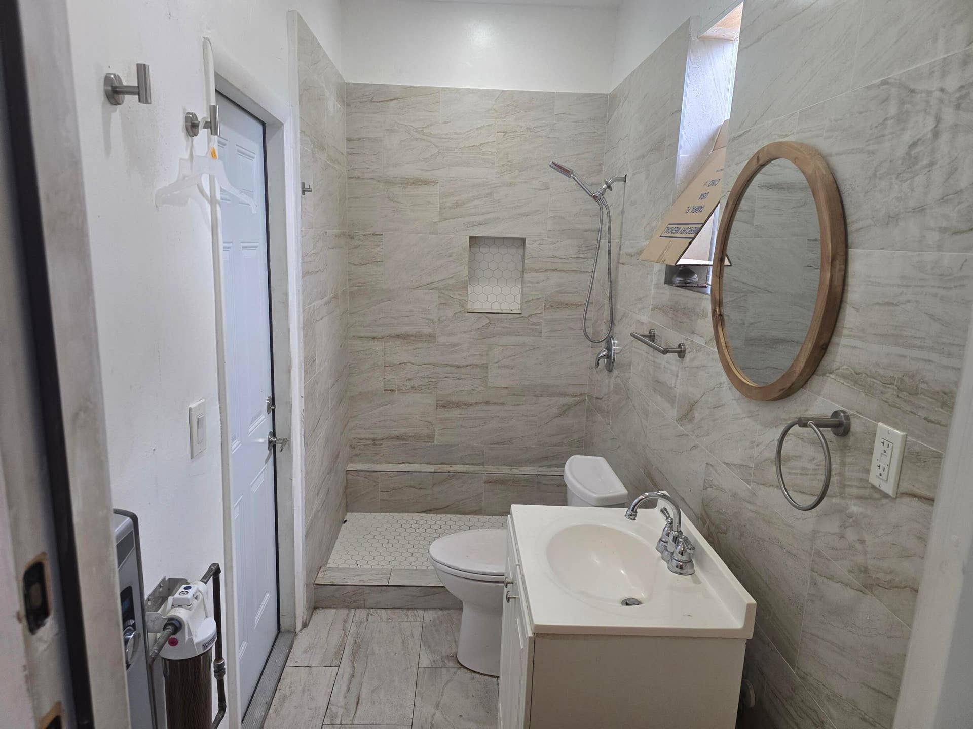 2513 GRANT Street, Hollywood, FL 33020 20261028_132141