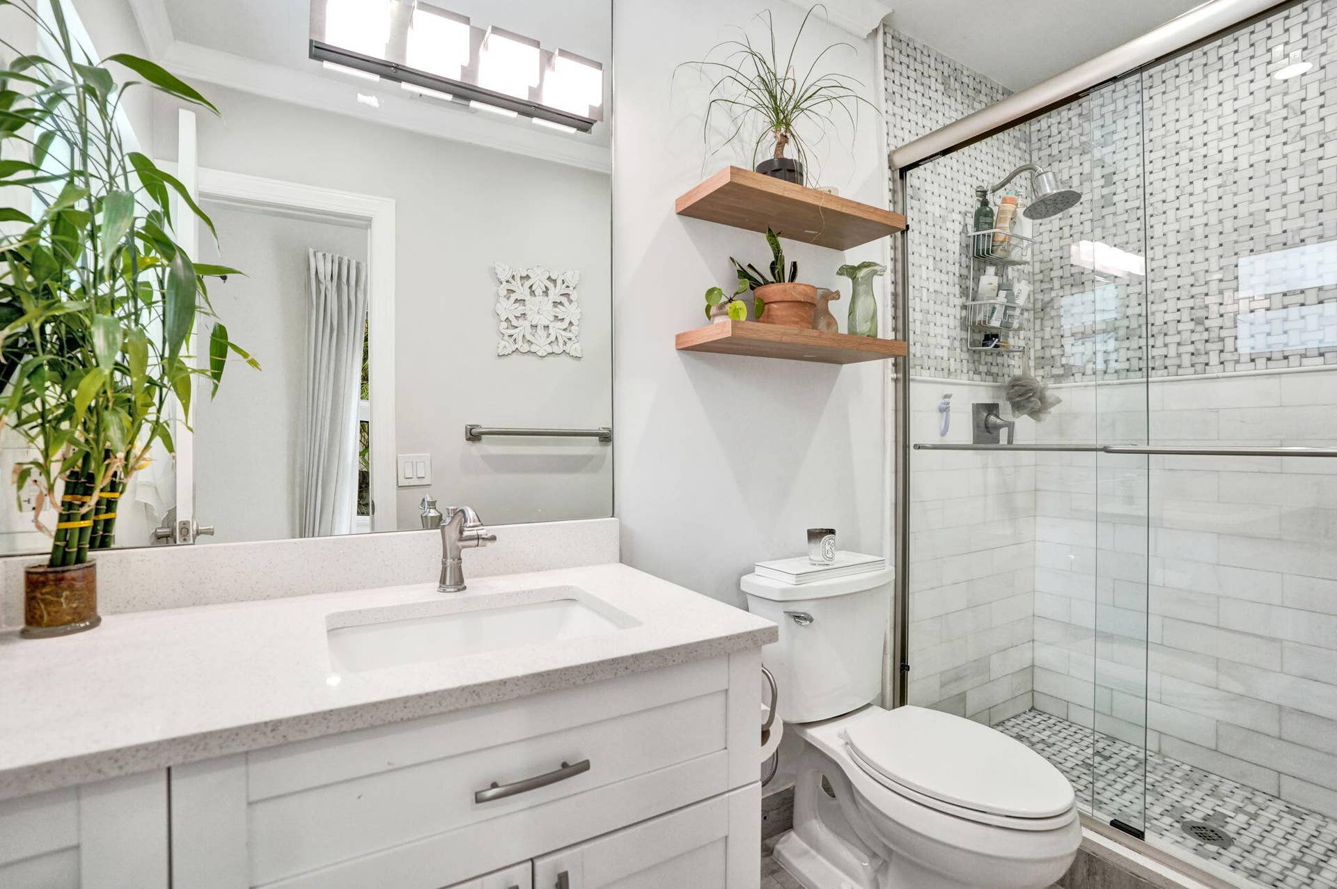 5241 NE 18th Terrace, Fort Lauderdale, FL 33308 Primary Bathroom.