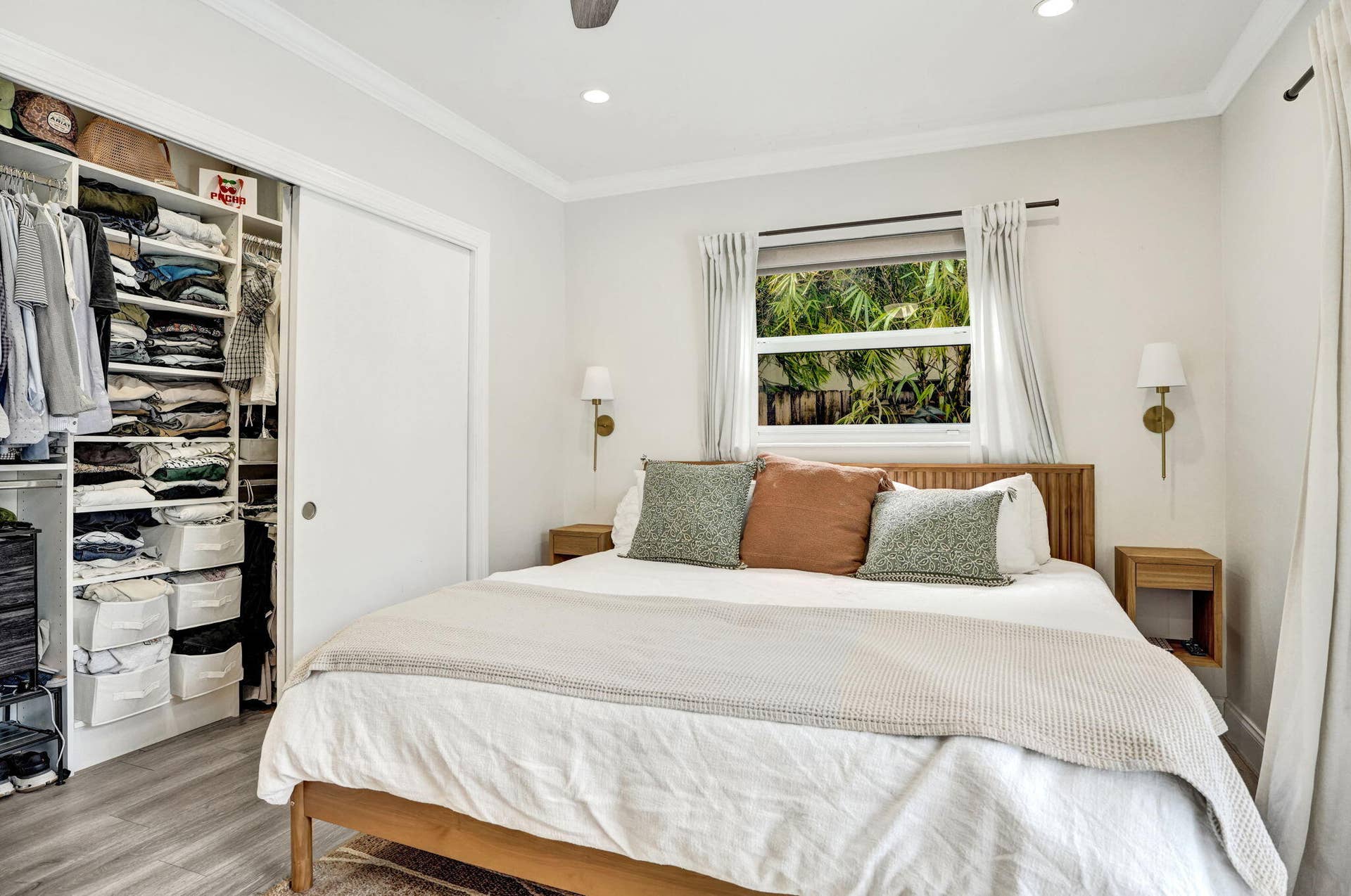 5241 NE 18th Terrace, Fort Lauderdale, FL 33308 Primary Bedroom.