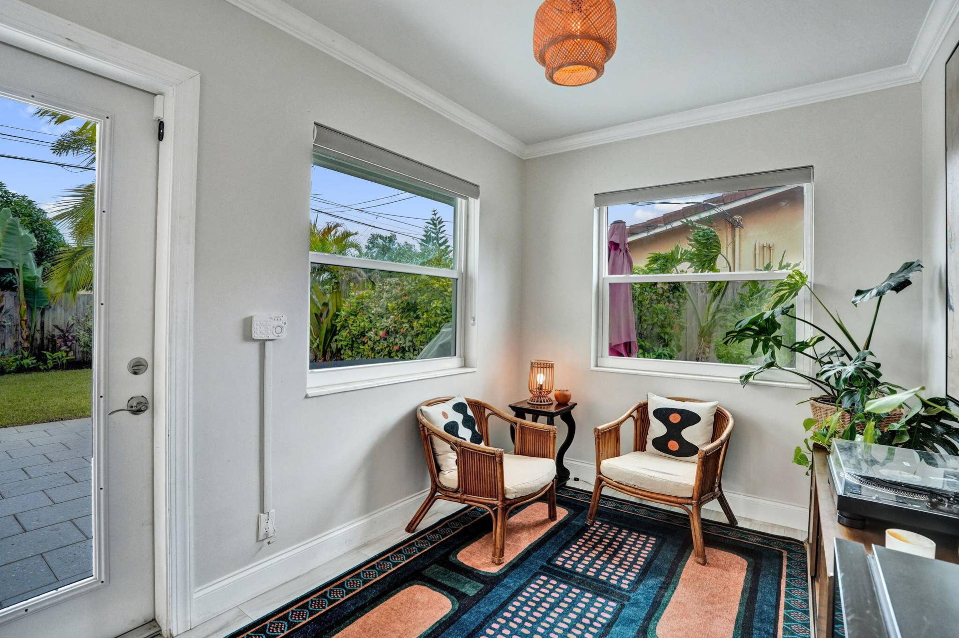 5241 NE 18th Terrace, Fort Lauderdale, FL 33308 Office space/sitting room.