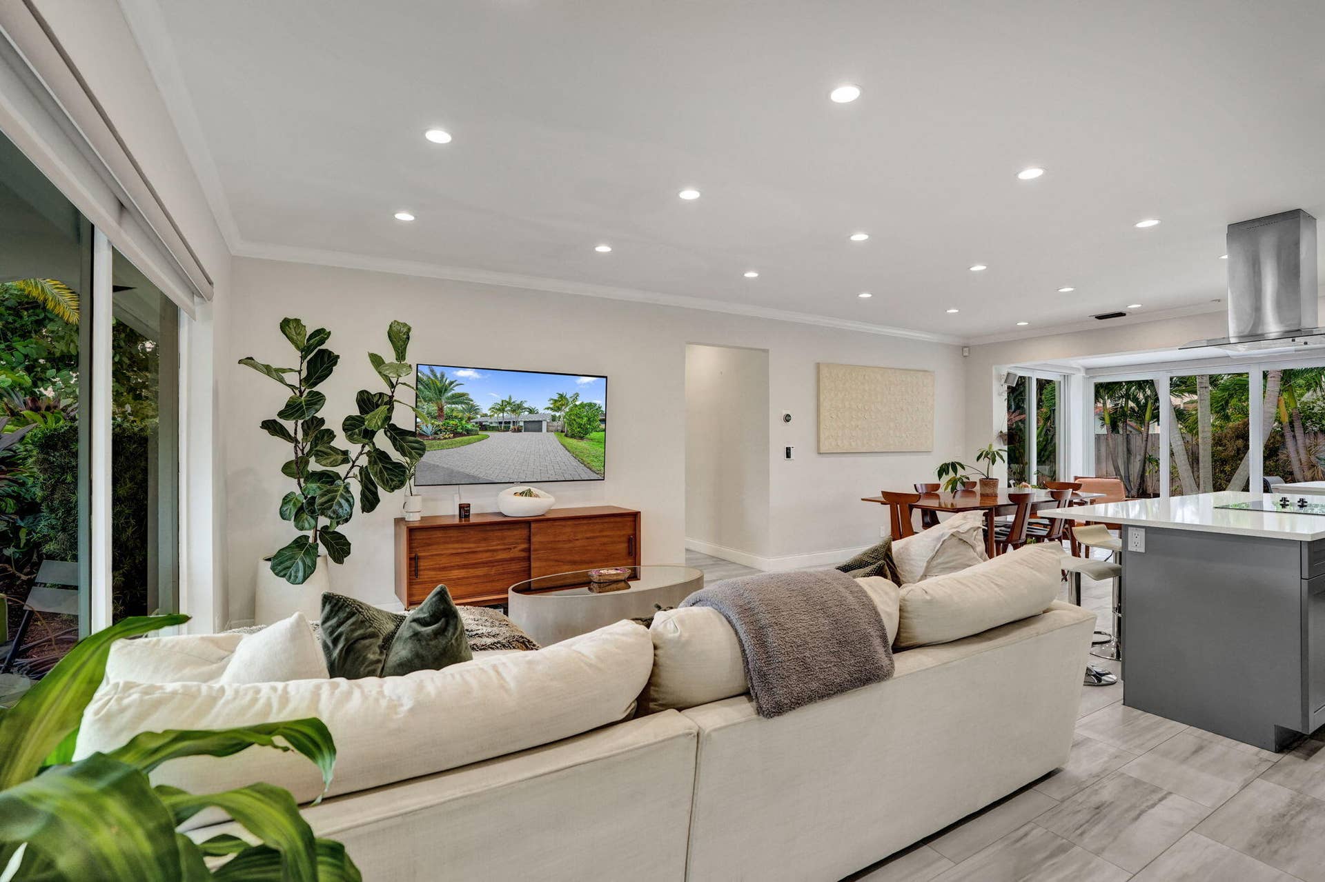 5241 NE 18th Terrace, Fort Lauderdale, FL 33308 19-web-or-mls-DSC04408
