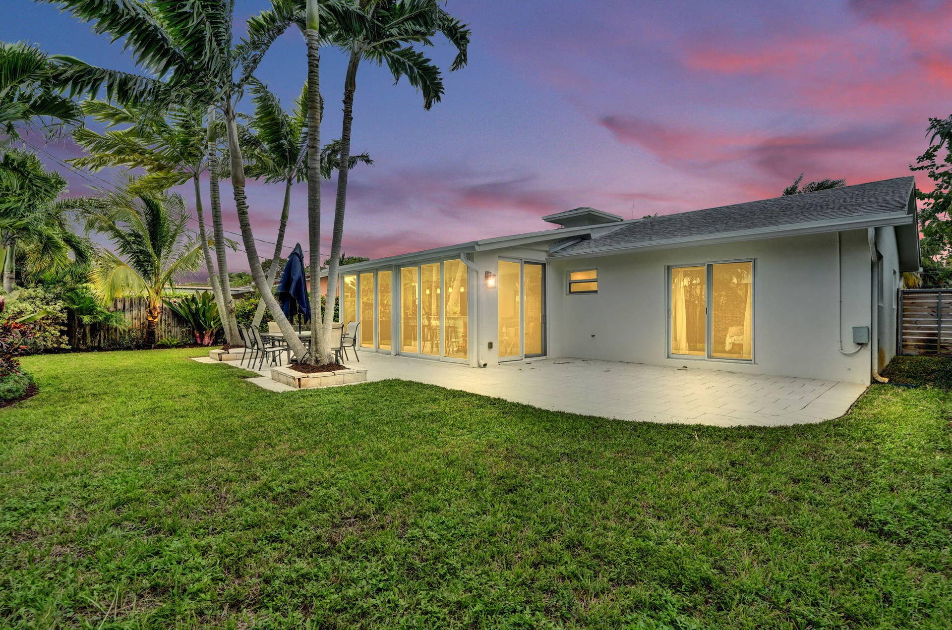5241 NE 18th Terrace, Fort Lauderdale, FL 33308 Back of home - Sunset.