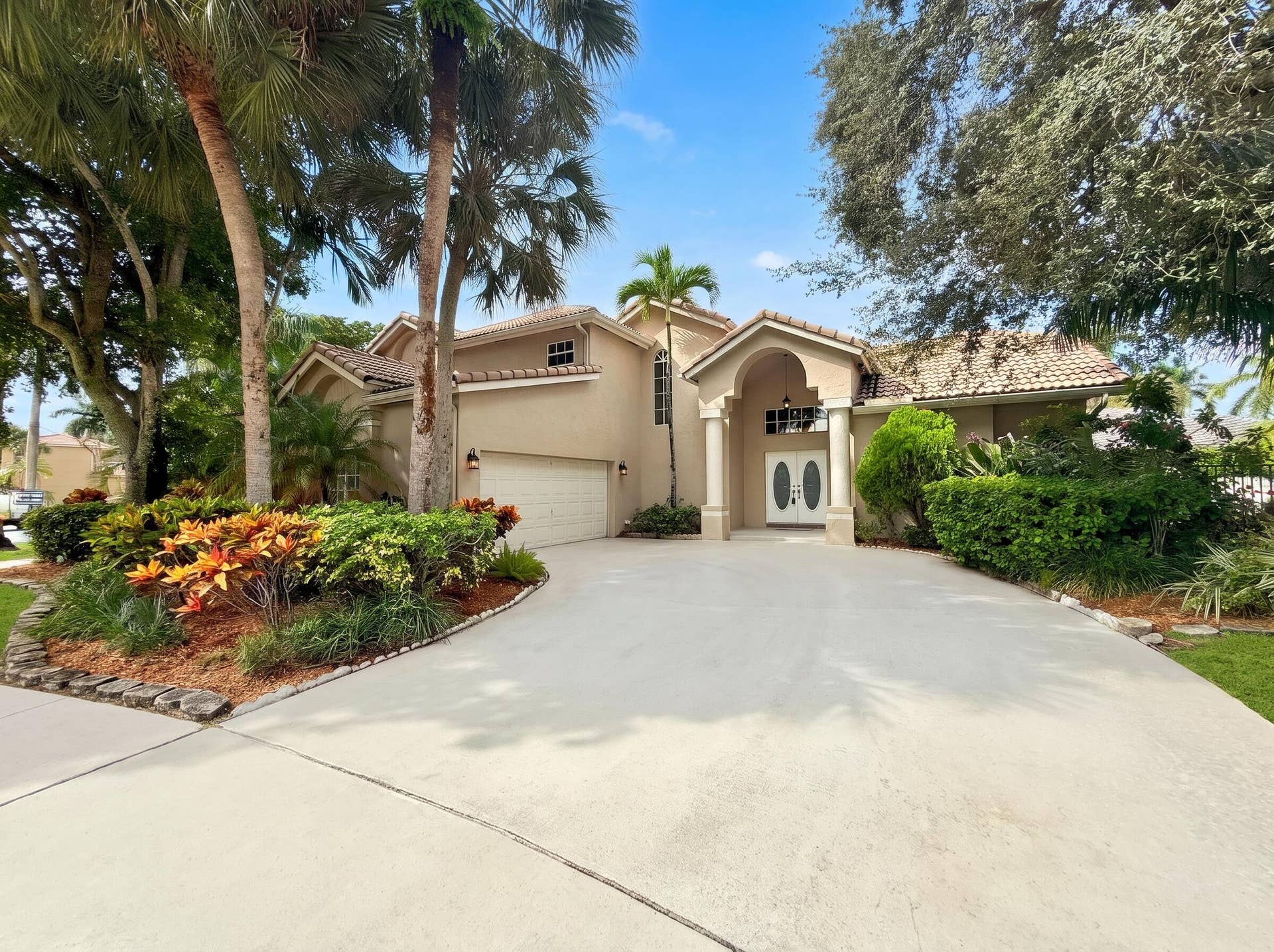 10921 Haydn Drive, Boca Raton, FL 33498 Welcome Home!