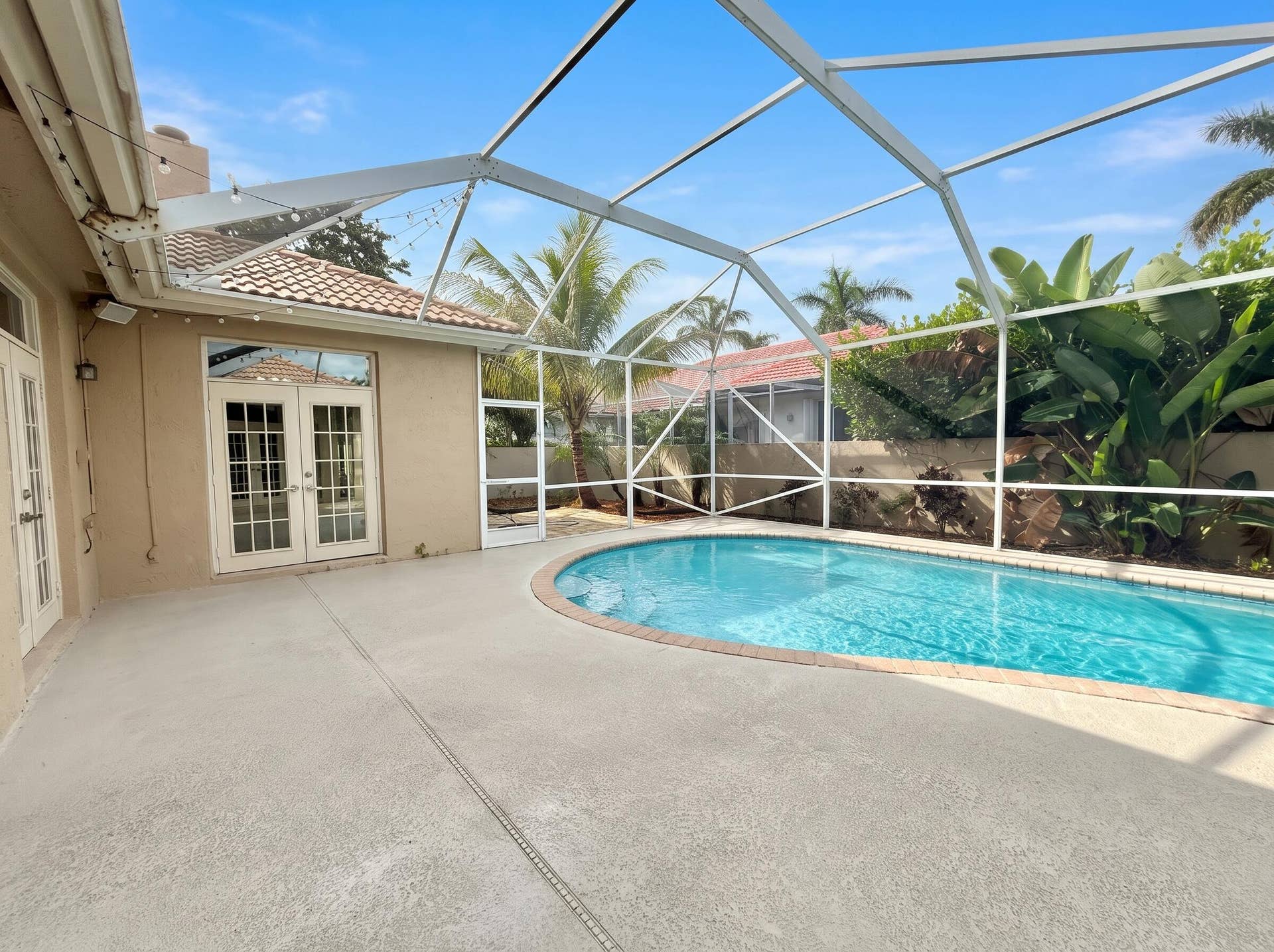 10921 Haydn Drive, Boca Raton, FL 33498 Enjoy your Tranquil mornings