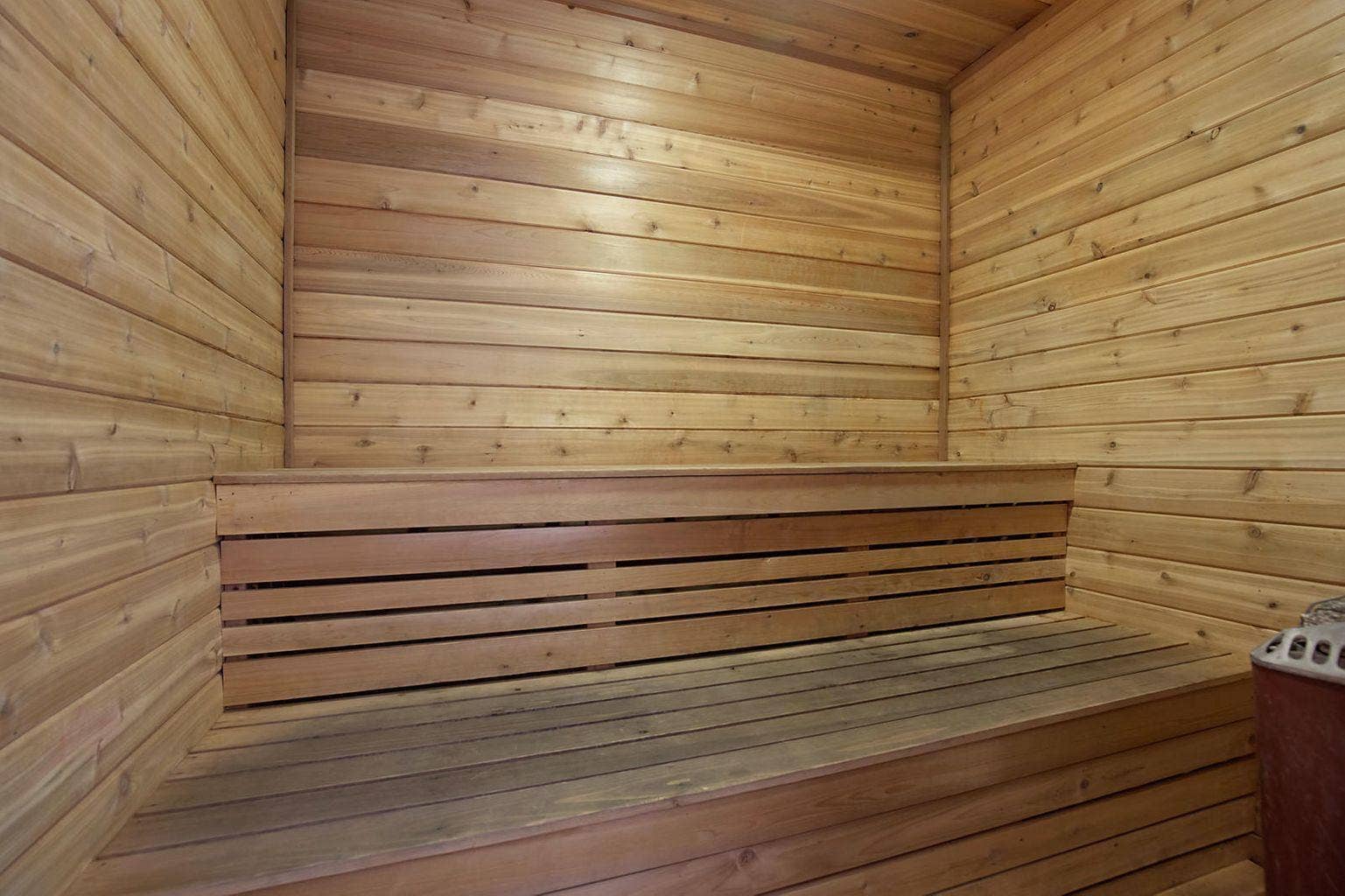 10921 Haydn Drive, Boca Raton, FL 33498 Mission Bay Sauna