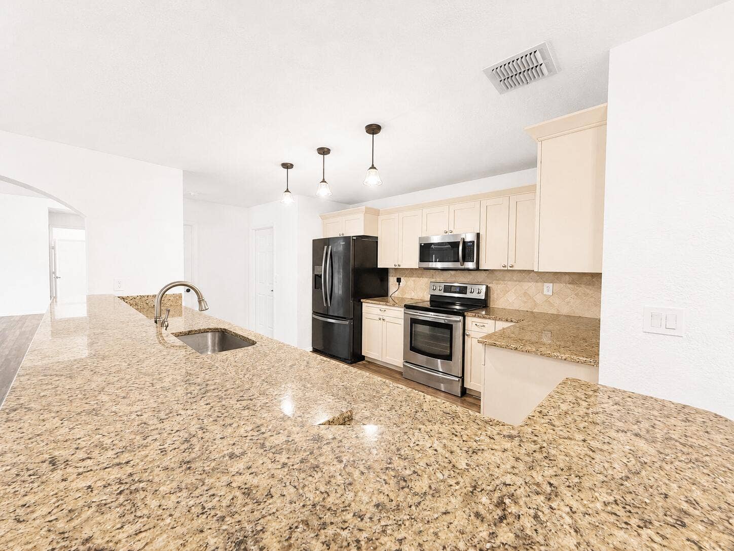 10921 Haydn Drive, Boca Raton, FL 33498 Open Granite Kitchen