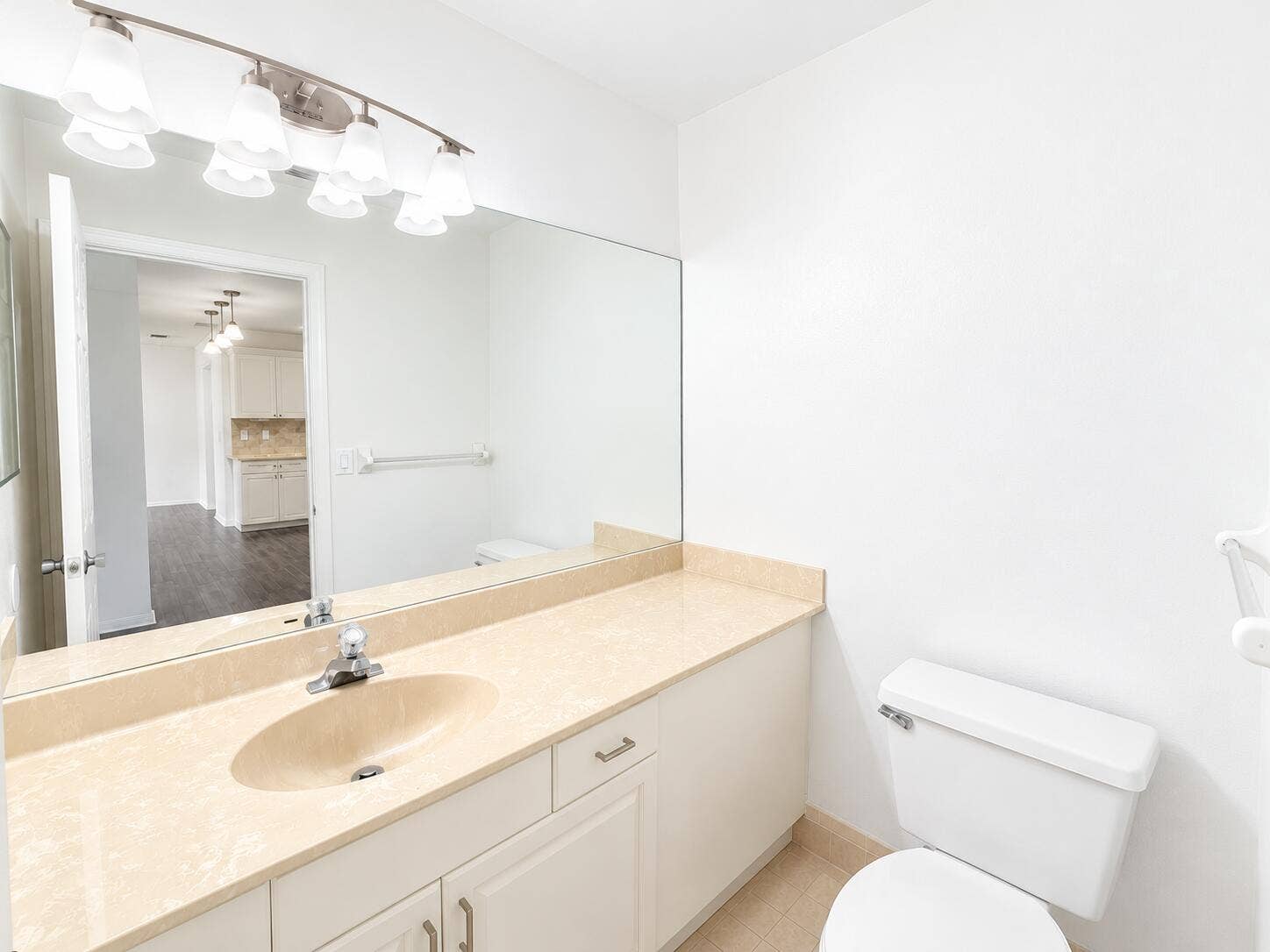 10921 Haydn Drive, Boca Raton, FL 33498 1/2 Bath (Down)
