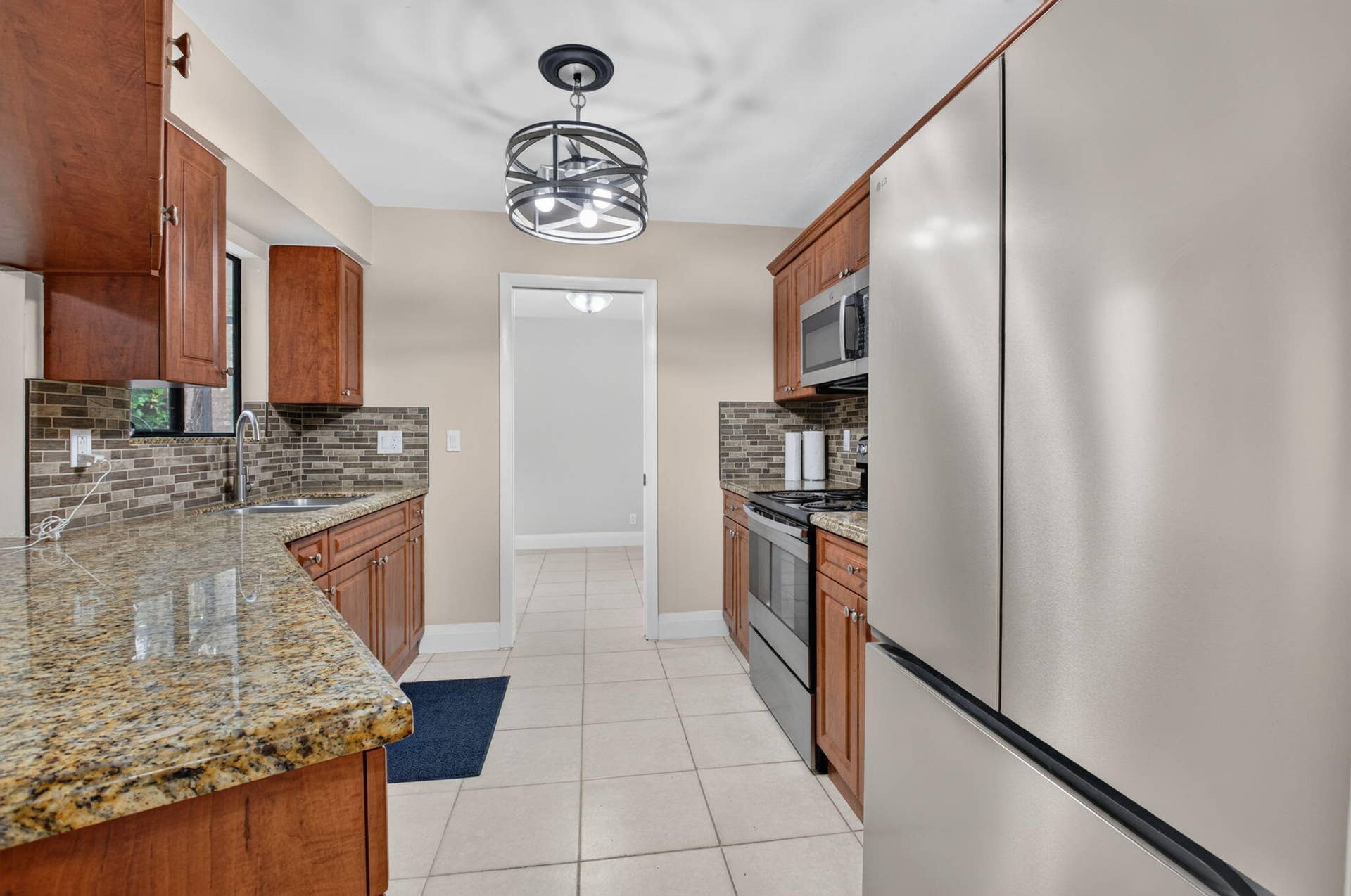 22529 SWORDFISH Drive, Boca Raton, FL 33428 kitchen 11