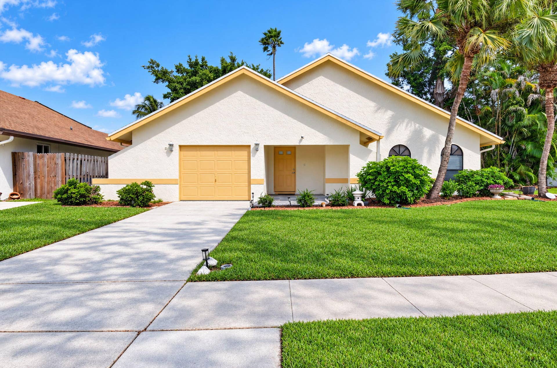 22529 SWORDFISH Drive, Boca Raton, FL 33428 ext front 33