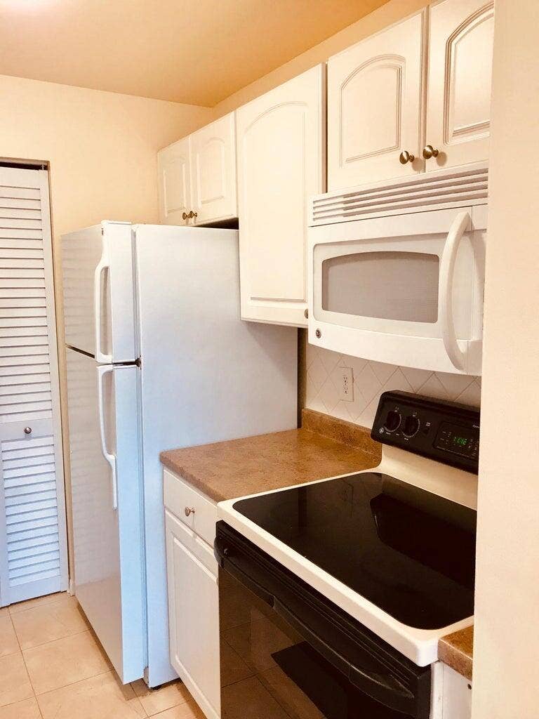 1230 OLD BOYNTON Road, #219, Boynton Beach, FL 33426 Galley Kitchen