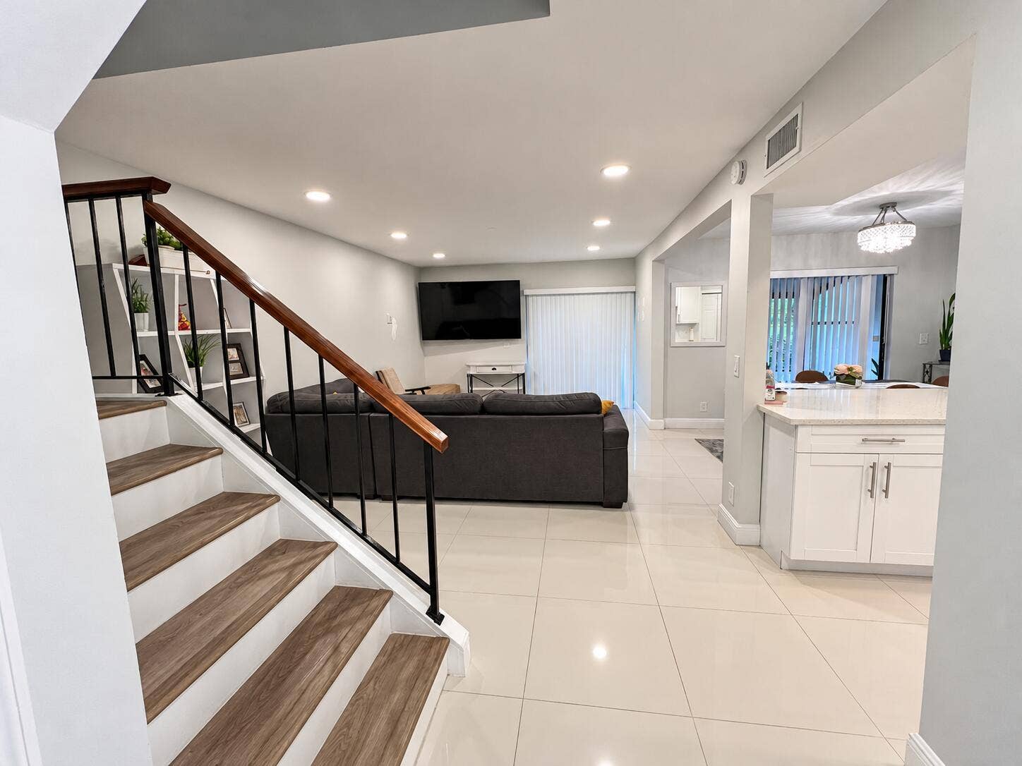 7200 NW 2nd Avenue, #1560, Boca Raton, FL 33487 Polished real estate home photo-1