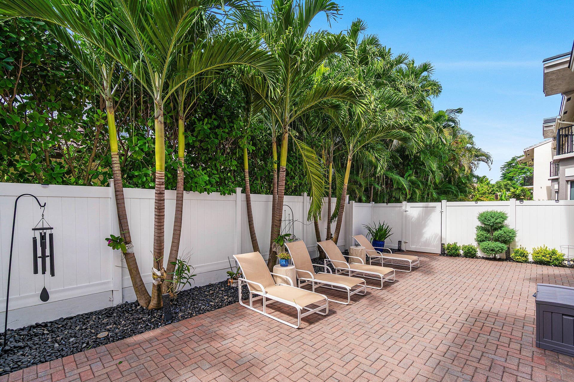 1860 HIGHLAND GROVE Drive, Delray Beach, FL 33445 040-1860HighlandGroveDrive-DelrayBeach-F