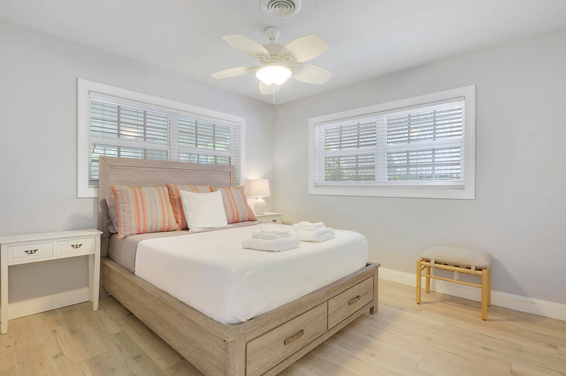 425 Marlin Road, North Palm Beach, FL 33408 Bedroom
