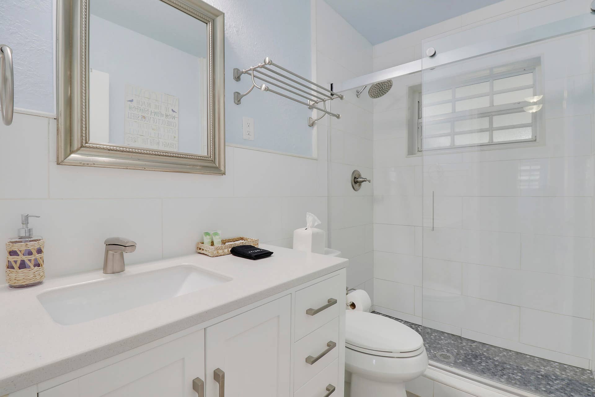 425 Marlin Road, North Palm Beach, FL 33408 Bathroom