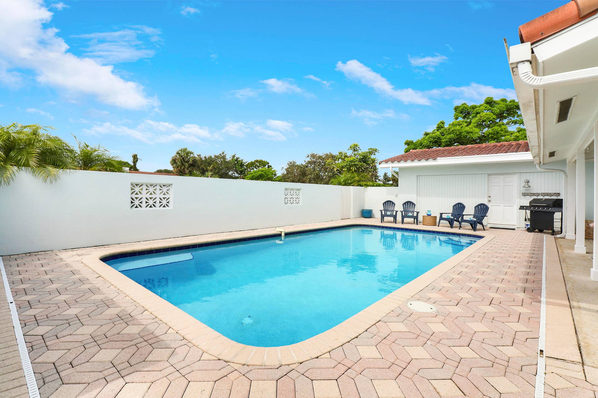 425 Marlin Road, North Palm Beach, FL 33408 Pool